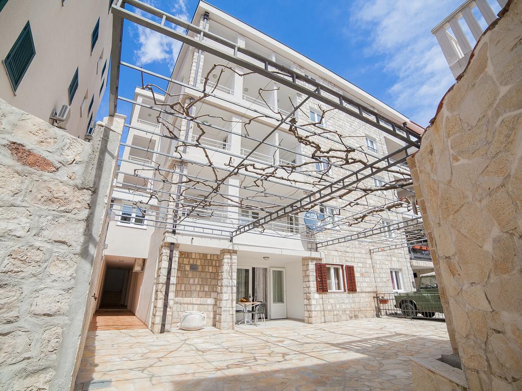 Apartments Ivan Petrovac na moru Exterior foto