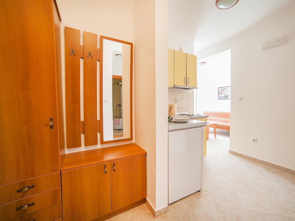 Apartments Ivan Petrovac na moru Zimmer foto